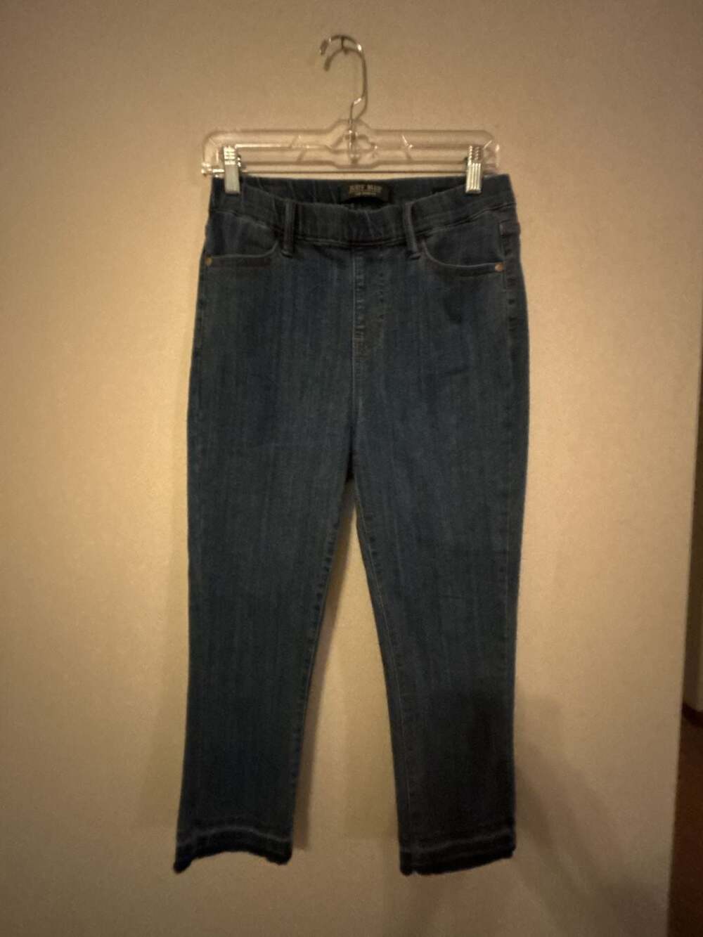 Judy Blue Skinny Fit Capri Size 7/28 Dark Wash Denim Jeans